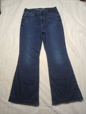 American Eagle Curvy Super High Rise Flare Jeans Size 16